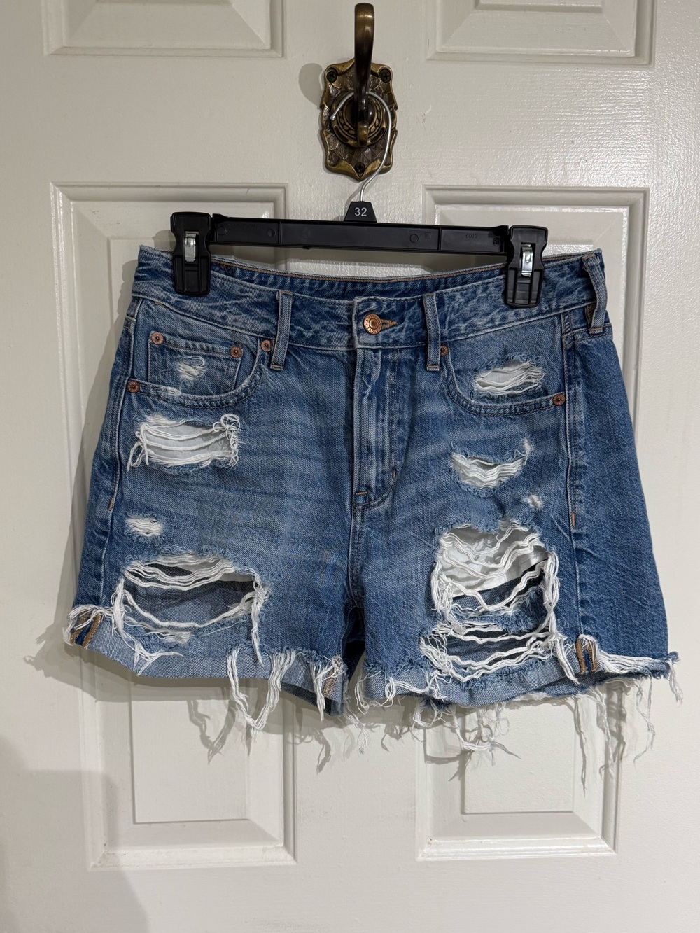 American Eagle Outfitters Ripped Tomgirl Short